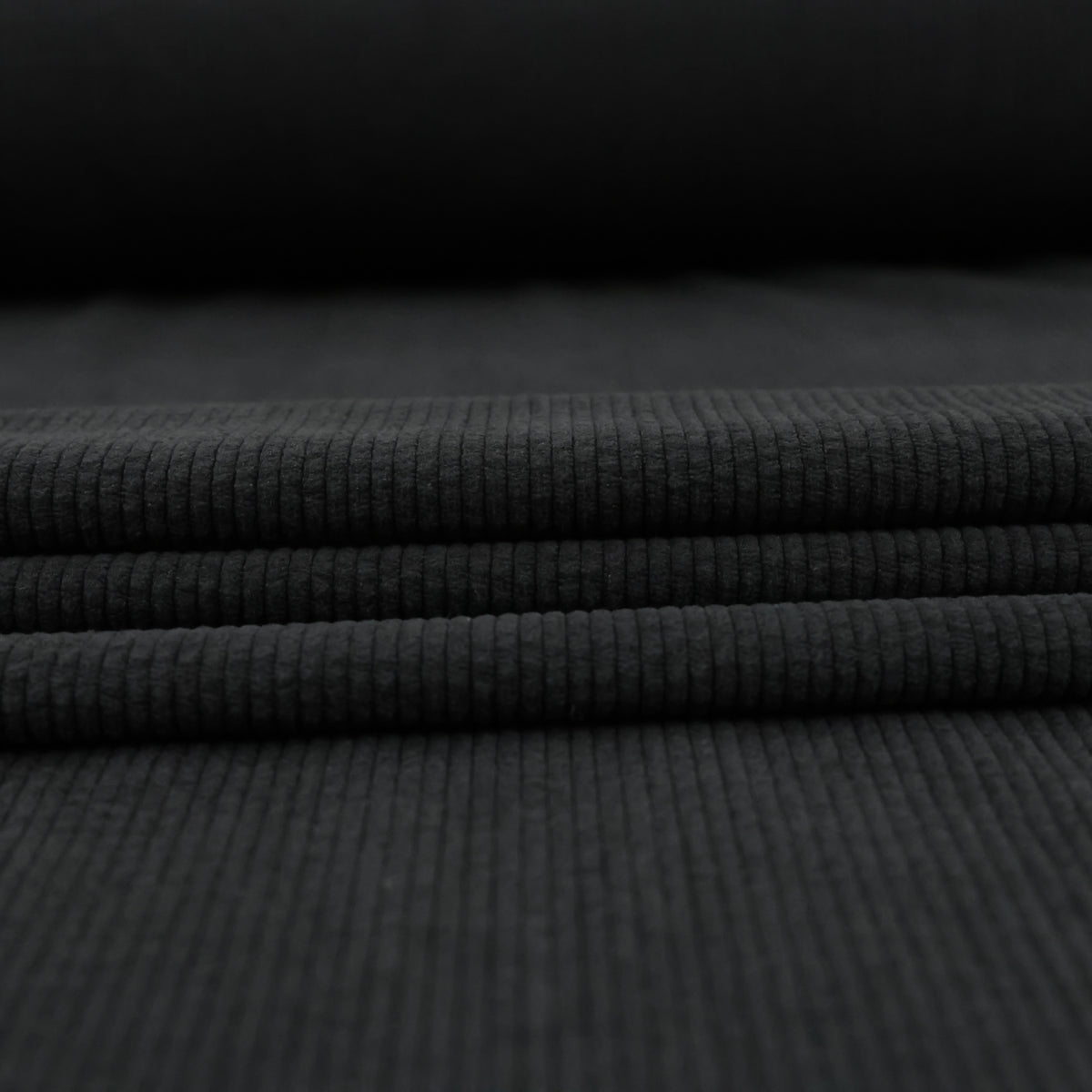 Velours côtelé noir