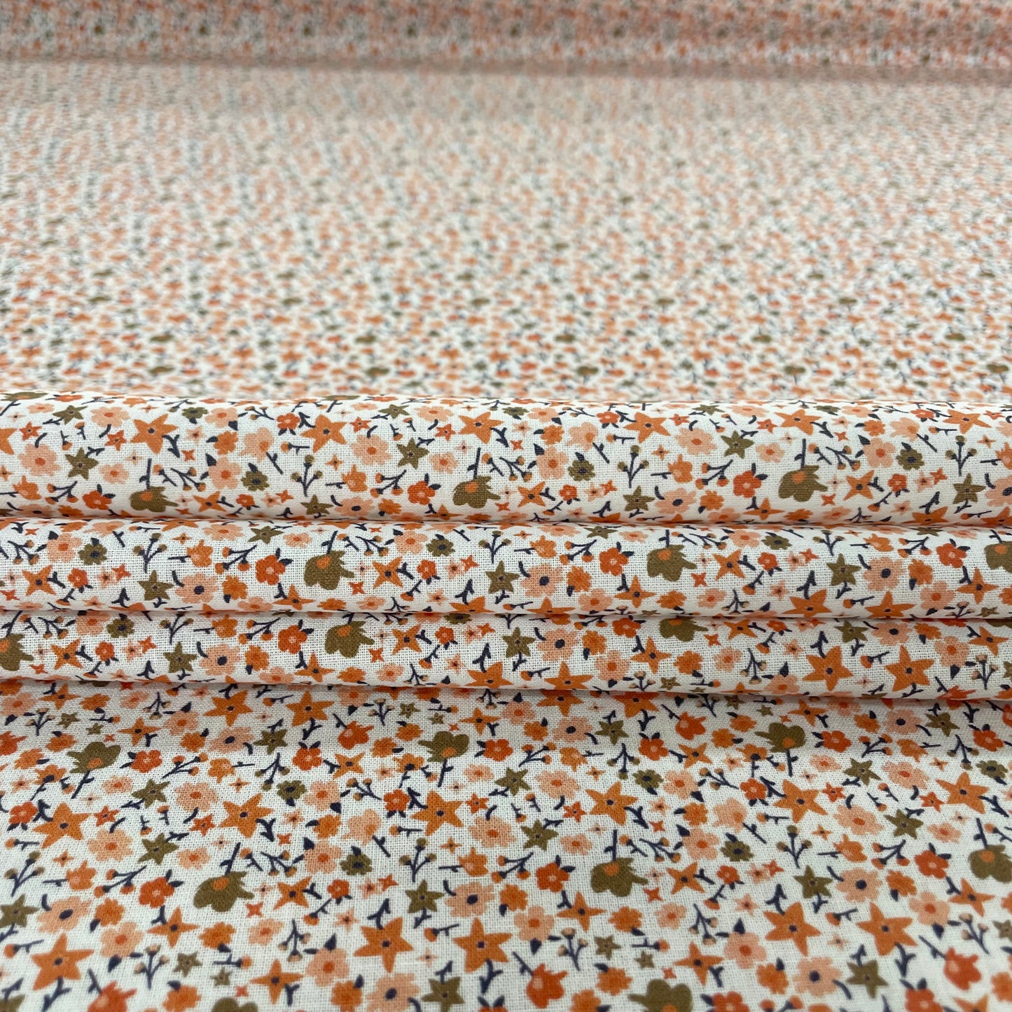 Coton fleuri ecru et orange