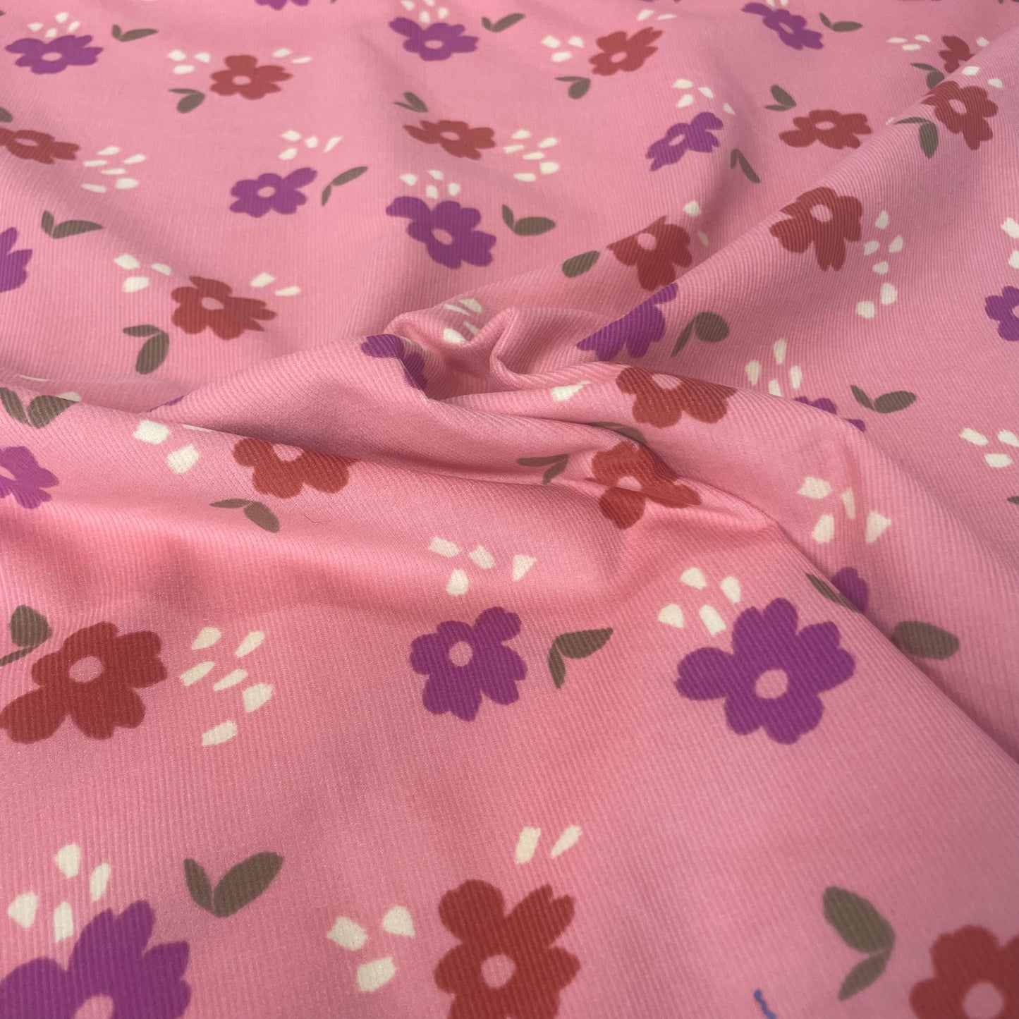 Velours milleraies rose à fleur