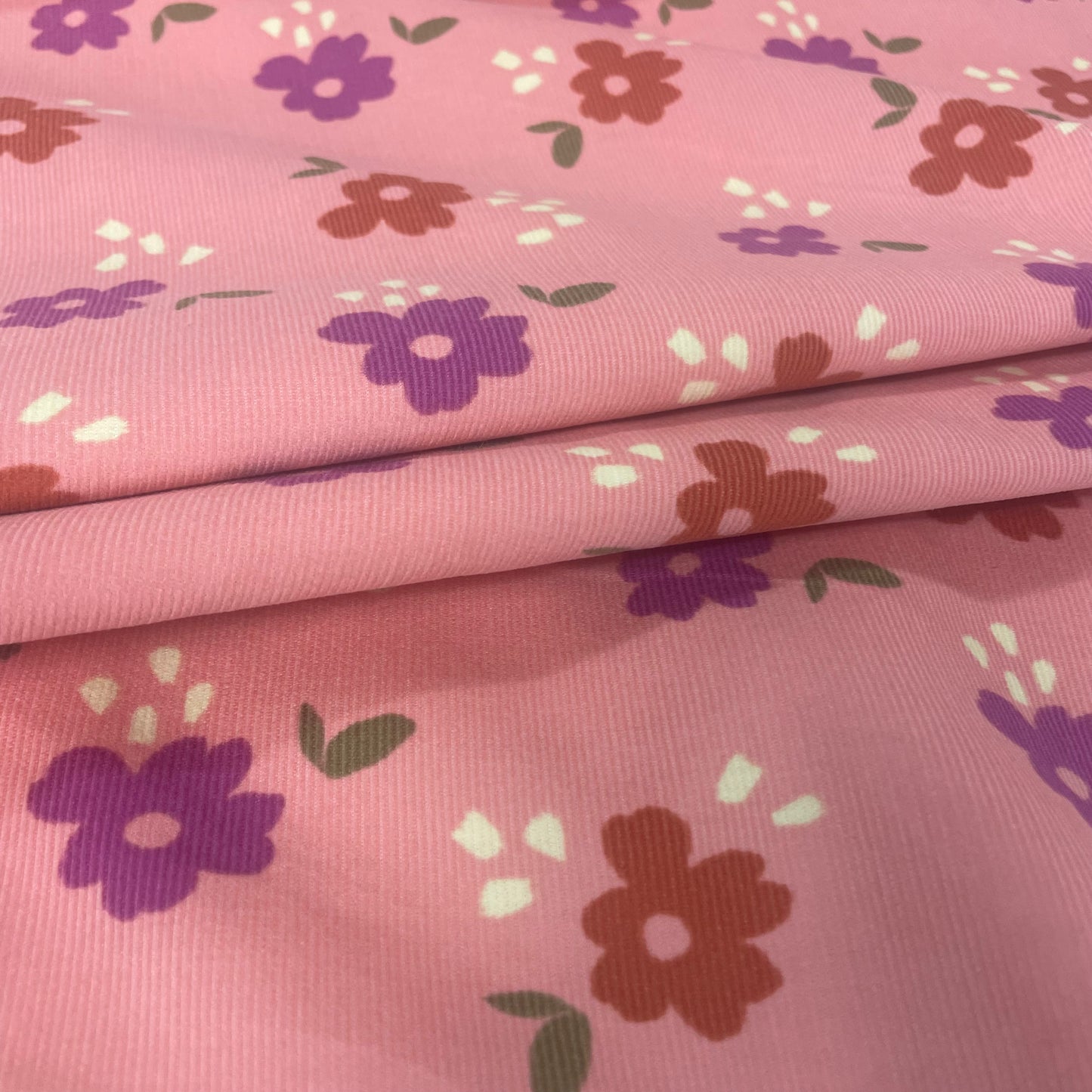 Velours milleraies rose à fleur