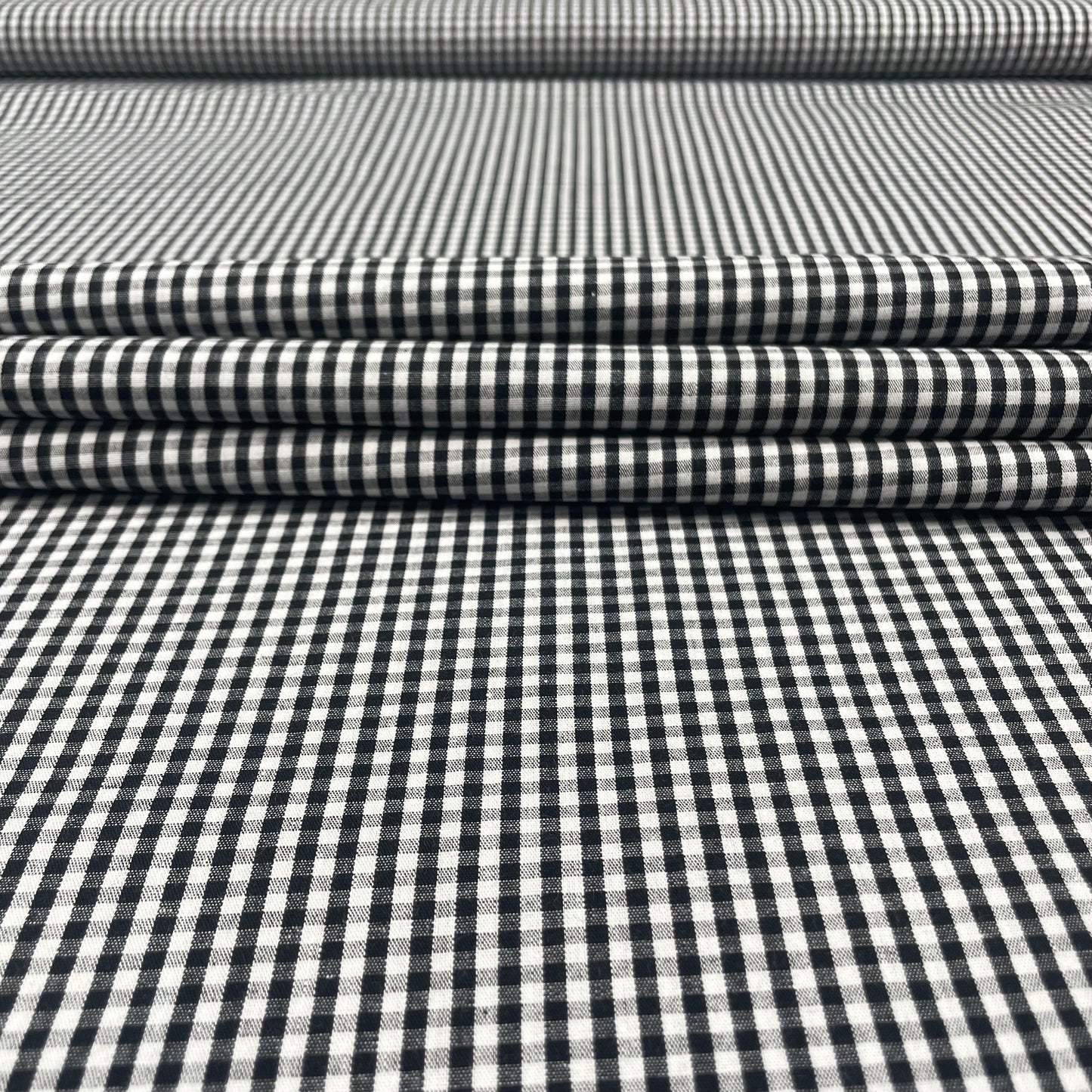 Coton vichy petits carreaux noirs