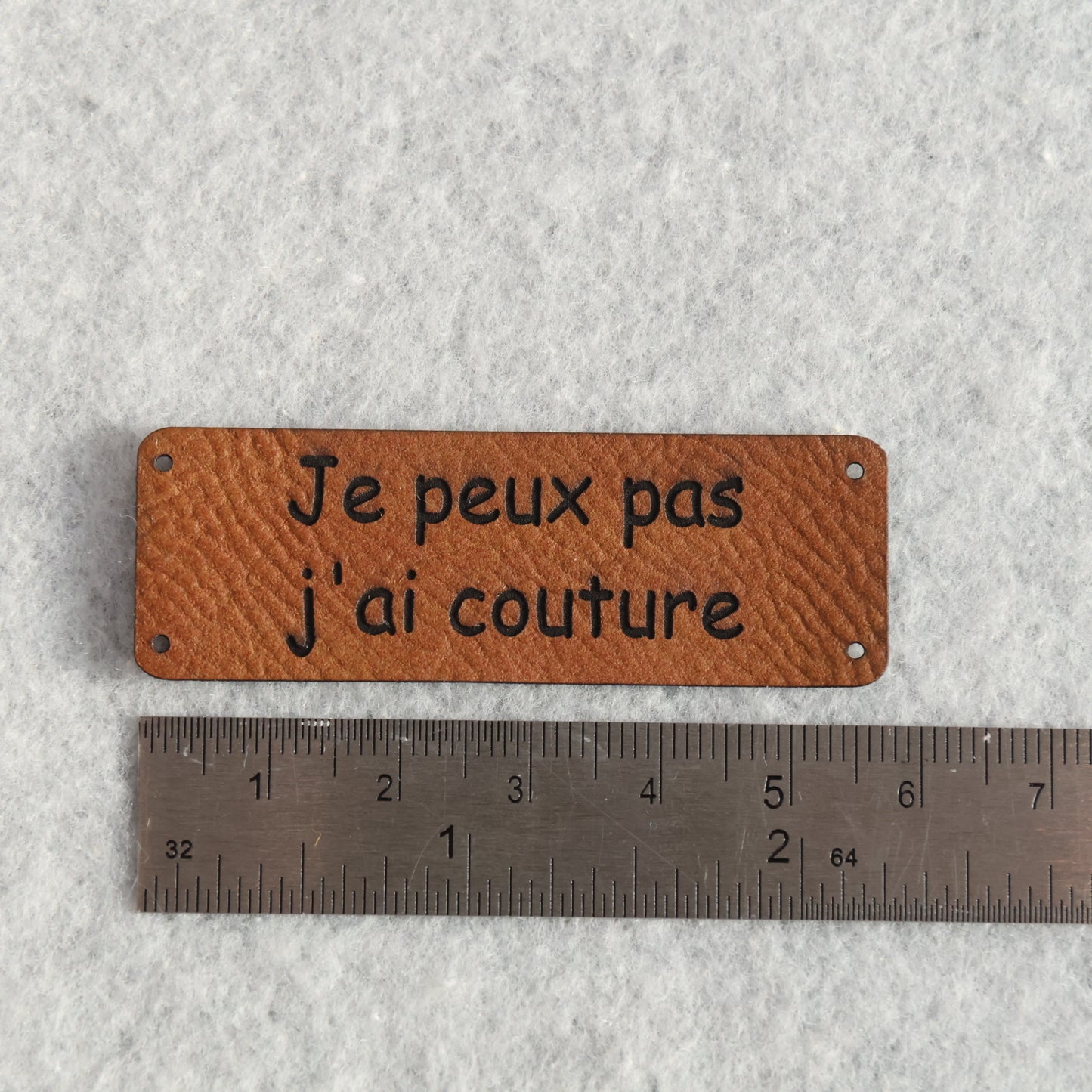 Etiquette "Je peux pas j'ai couture"