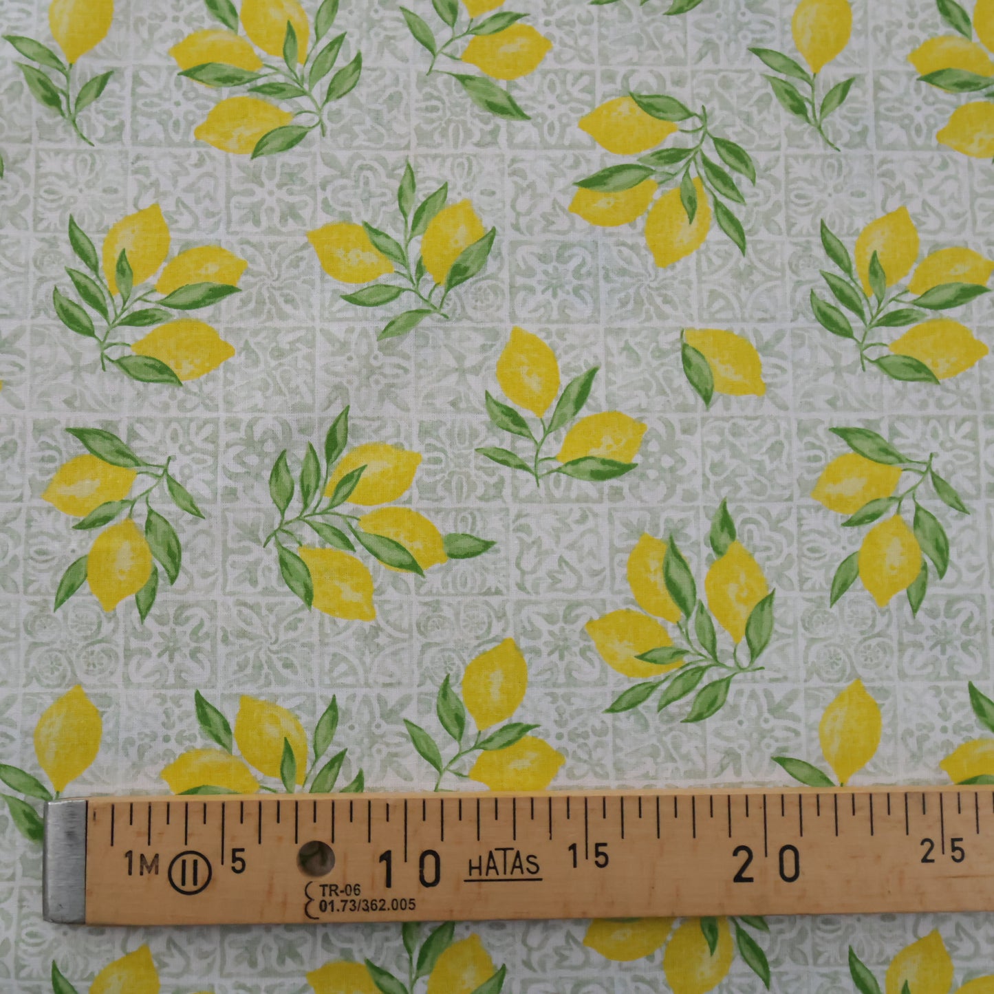 Coton citron jaune ALGARVE sur fond carré gris