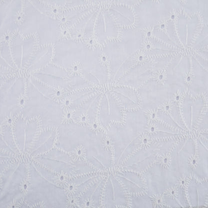 Broderie anglaise 2