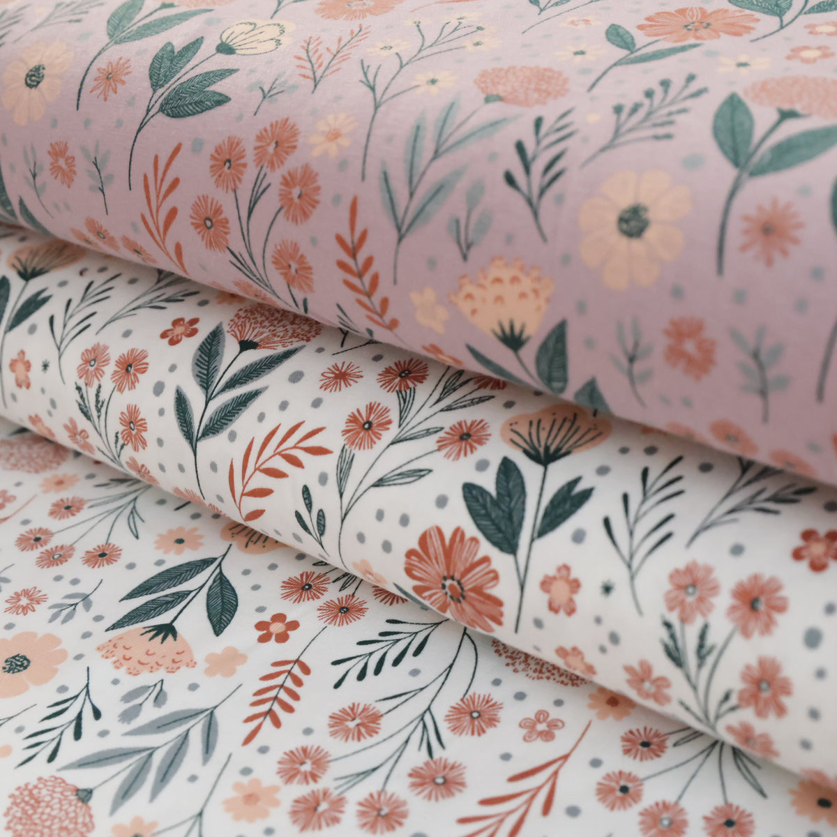 Jersey fleuri fond blanc