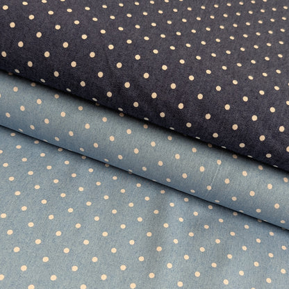 Chambray bleu ciel à petits pois blancs