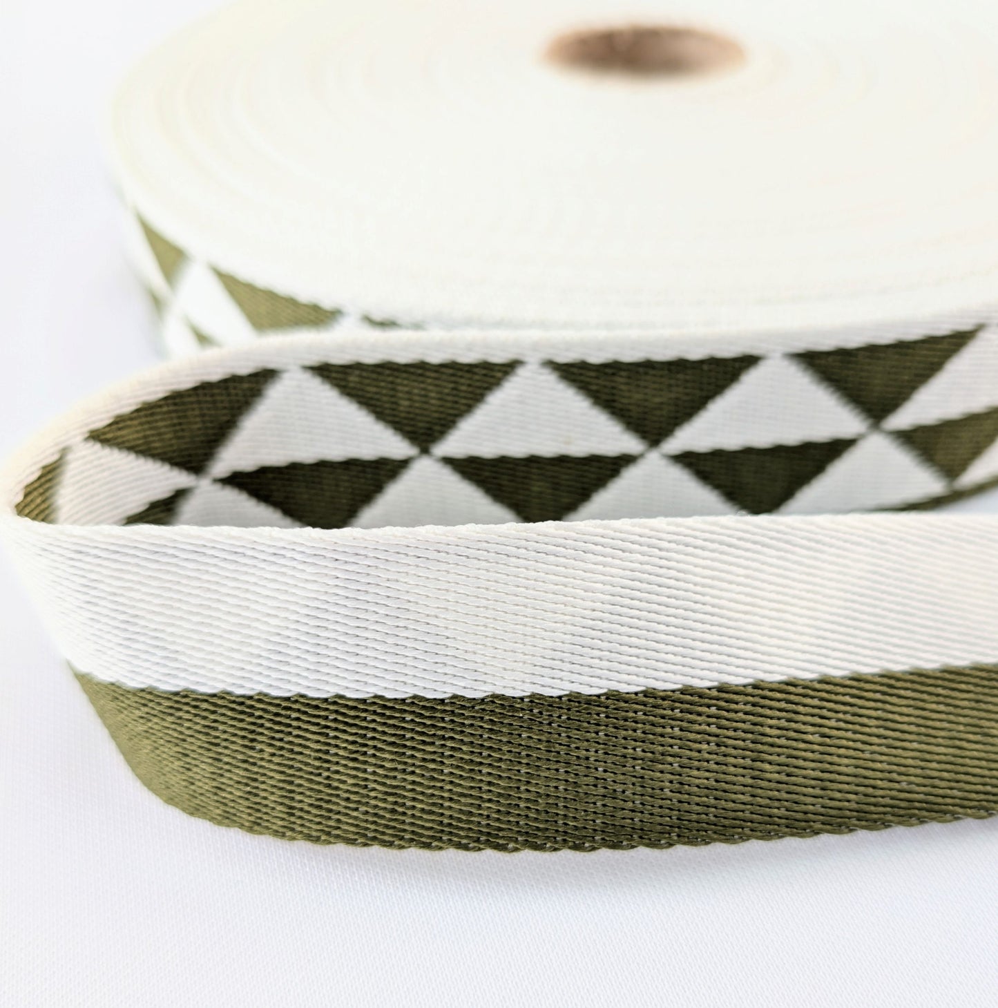 sangle Triangles kaki et blanc