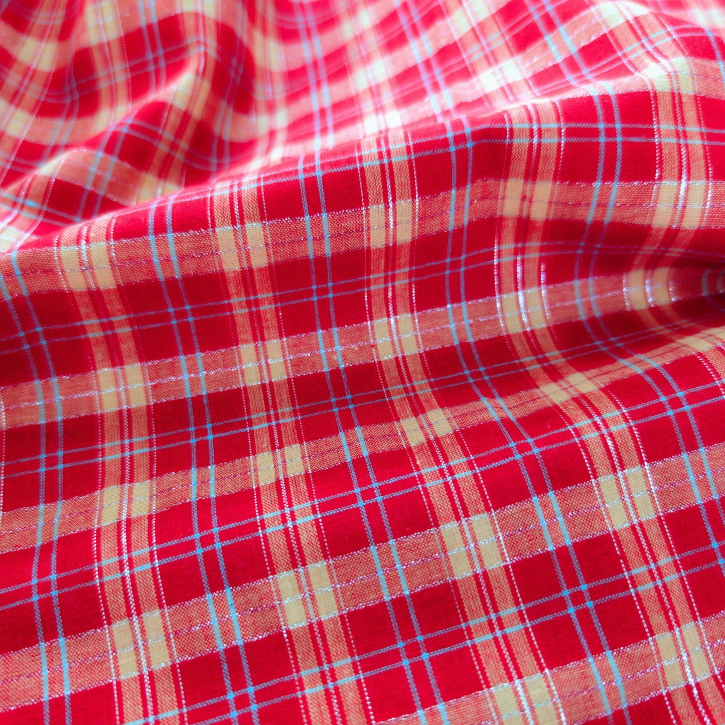 Coton esprit tartan écossais rouge avec fil lurex argenté