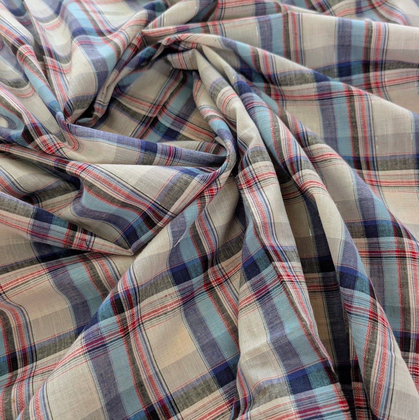 Coton esprit tartan écossais bleu beige avec fil lurex argenté
