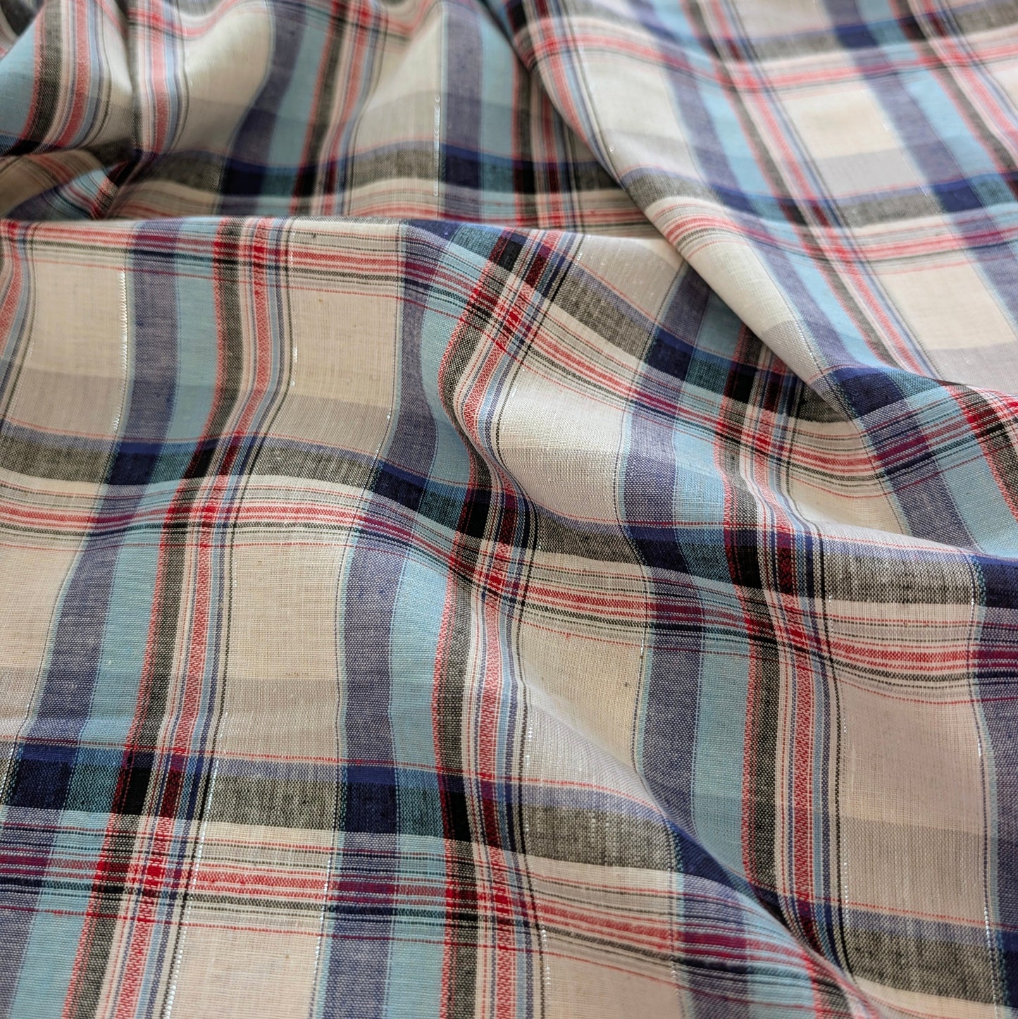 Coton esprit tartan écossais bleu beige avec fil lurex argenté